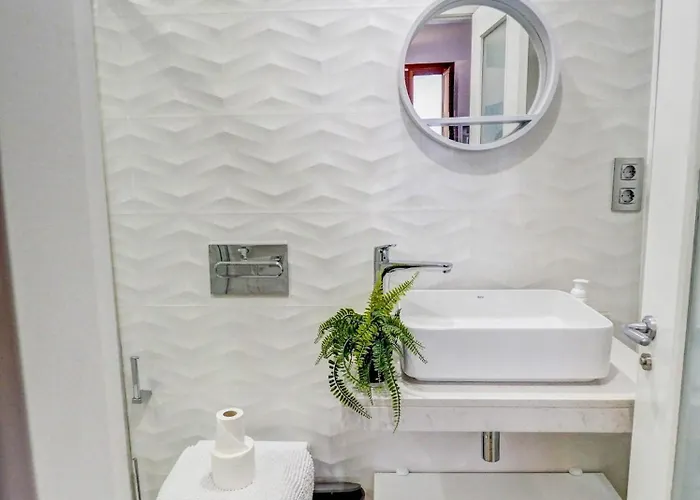 The Oasis By Hello Homes